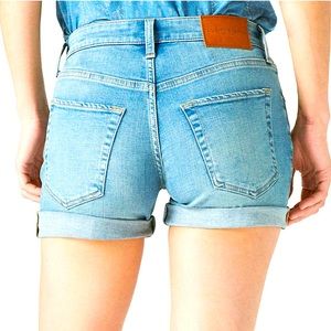 Lucky brand, AVA MID RISE SHORTS size 6 (28)